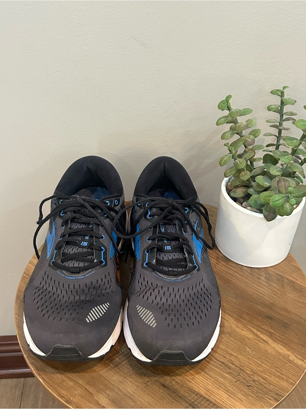 Brooks Addiction GTS 15 Men’s 11.5 4E Extra Wide Black Blue